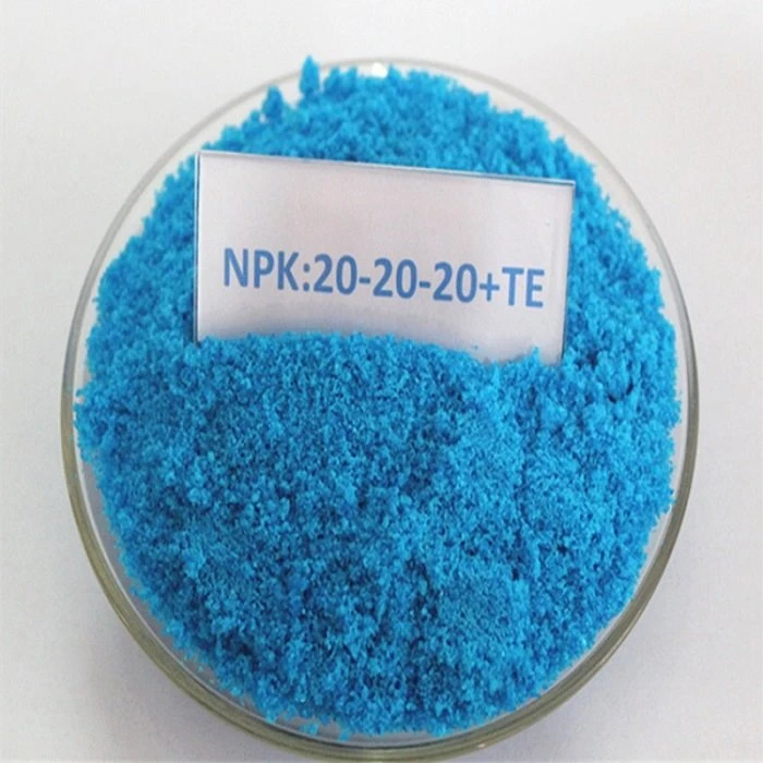 100 % Fertilizzant NPK 20-20-20+TE Solubbli fl-Ilma WSF
